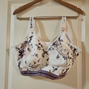 Cacique wireless bra (42DDD)